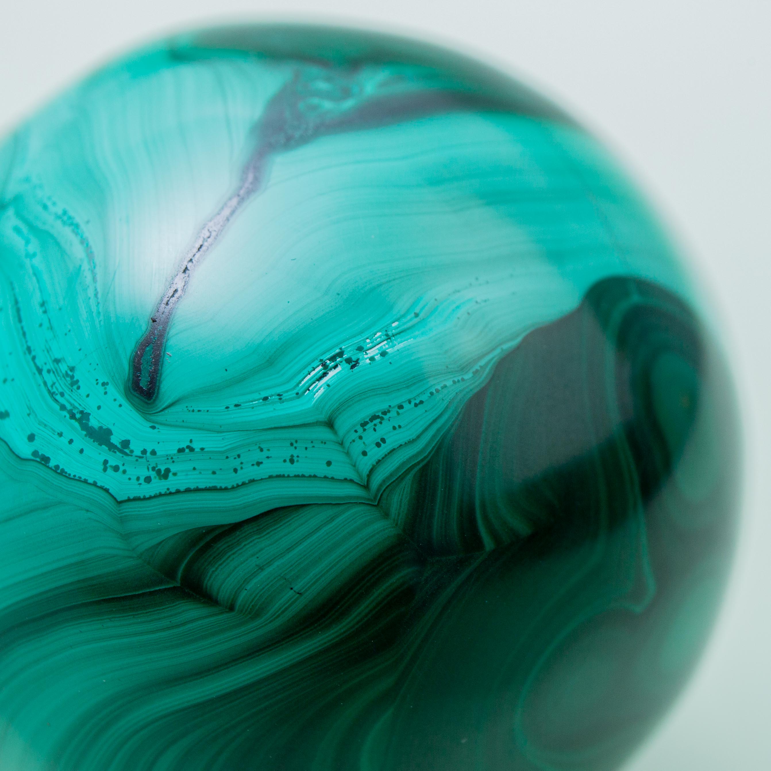 Malachite Sphere- 44mm/84g (i)