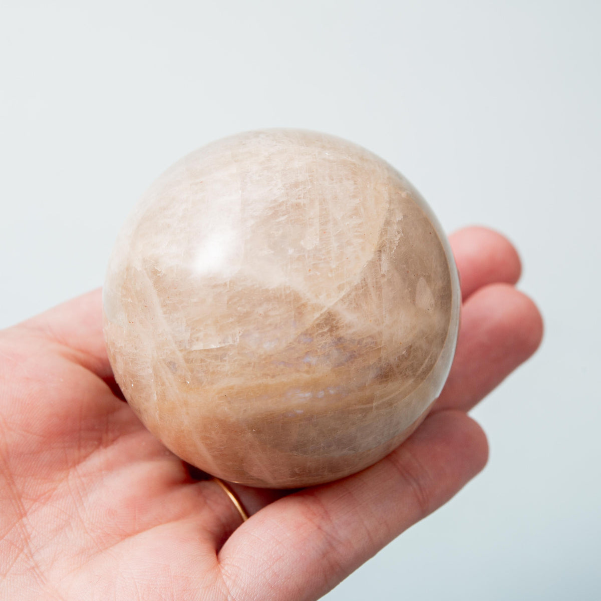 Moonstone Sphere - 6 cm 217 gr
