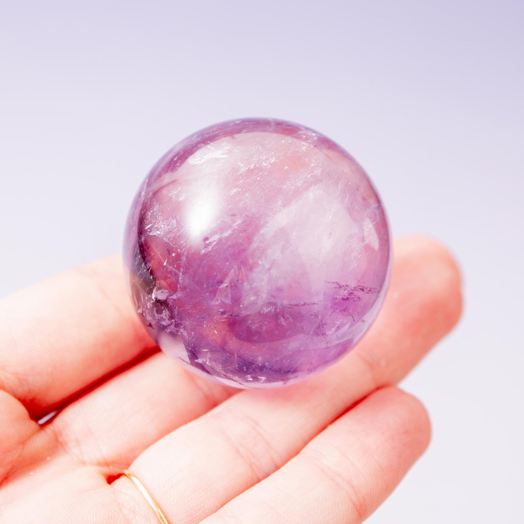 Amethyst Sphere - 4 cm 81 gr