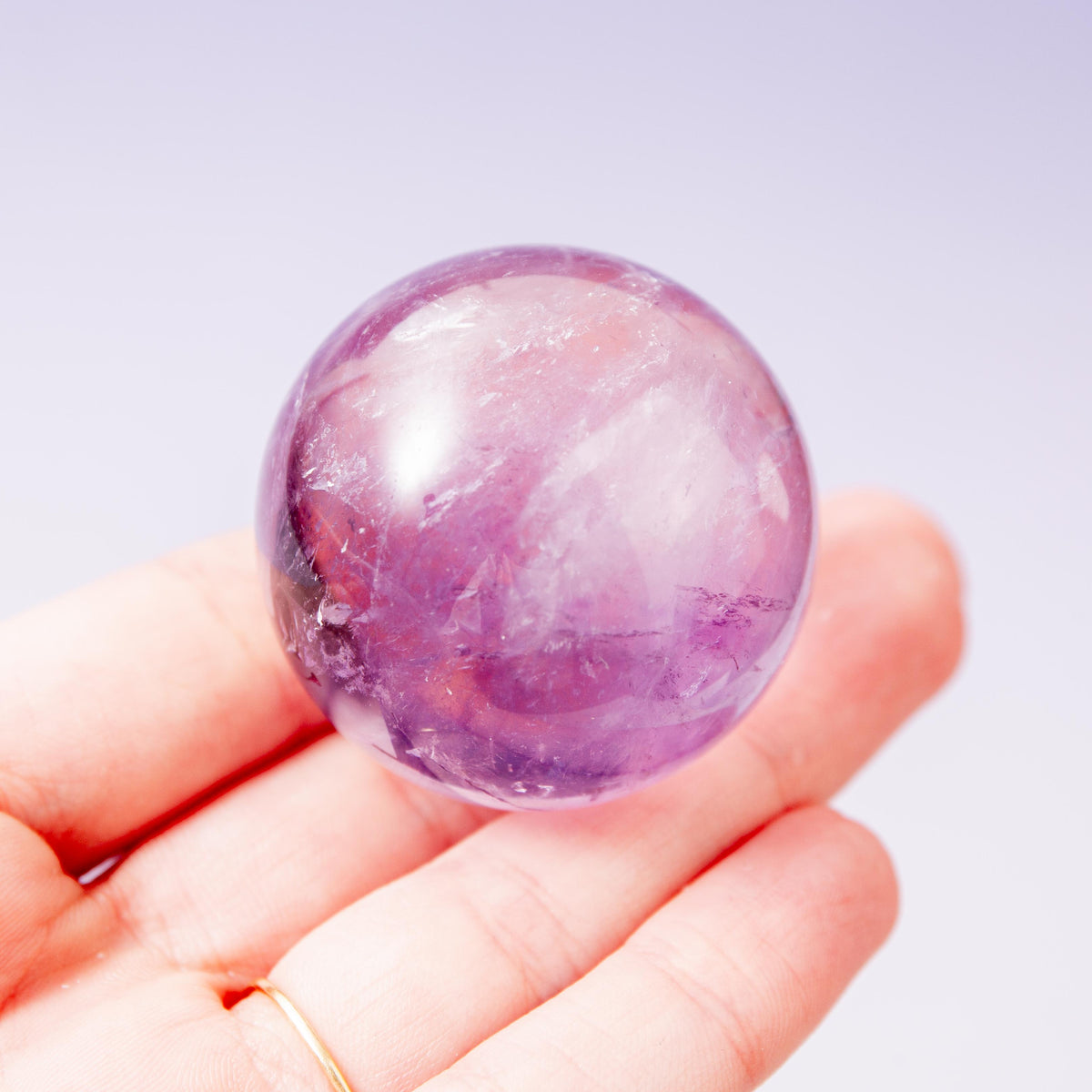 Amethyst Sphere - 4 cm 81 gr