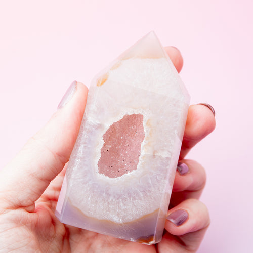 Agate Tower Brazil - 8cm (045C)