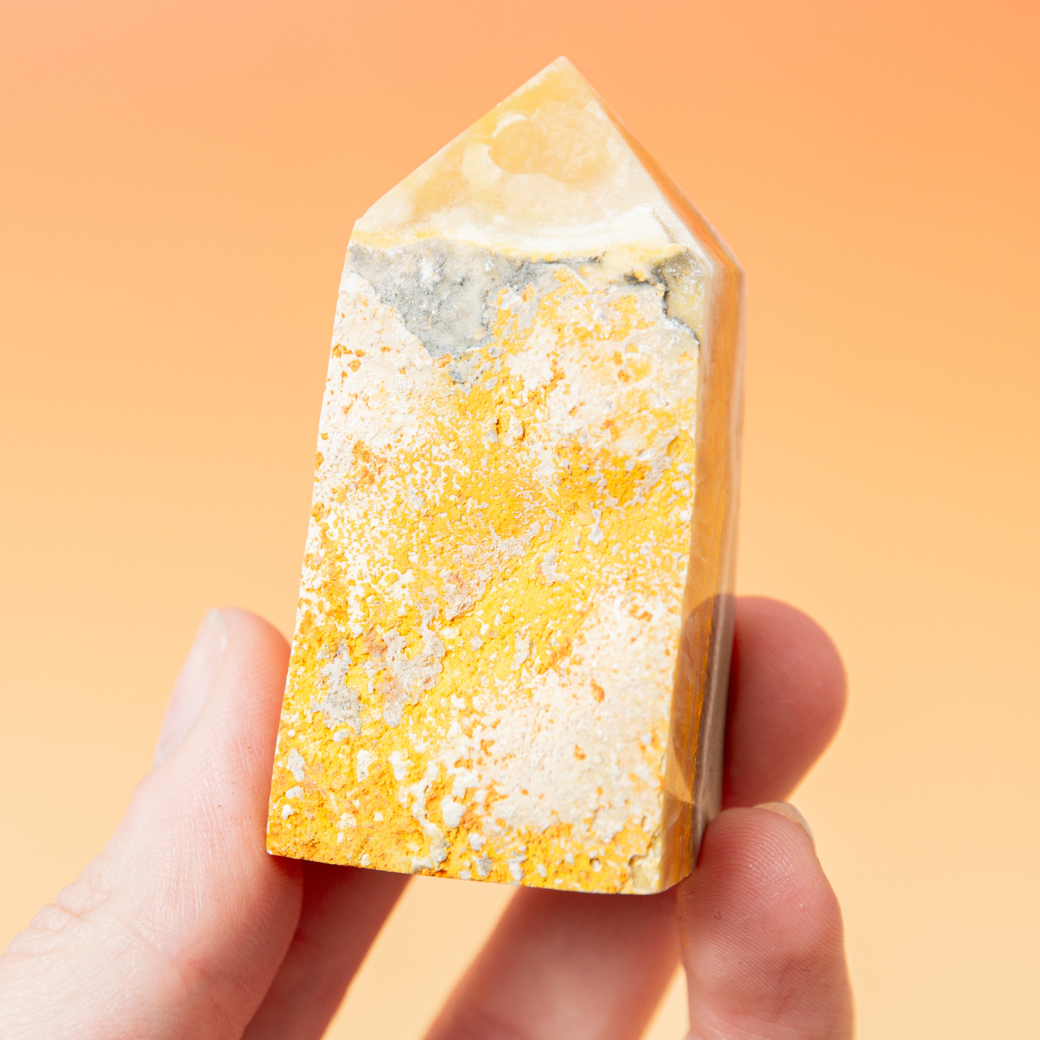 Bumblebee Jasper Tower - 6.2cm (G)