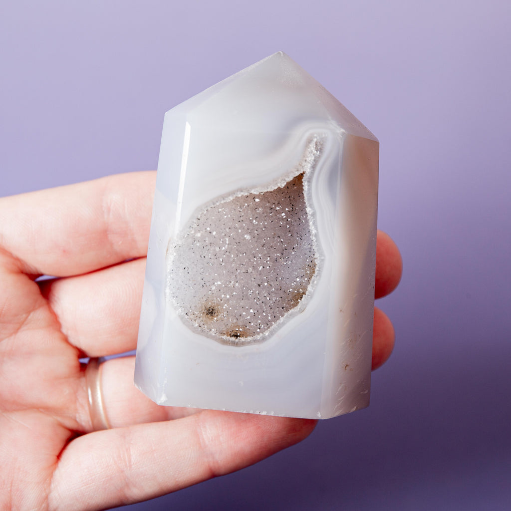 Agate Tower - 6.7cm/159g A12