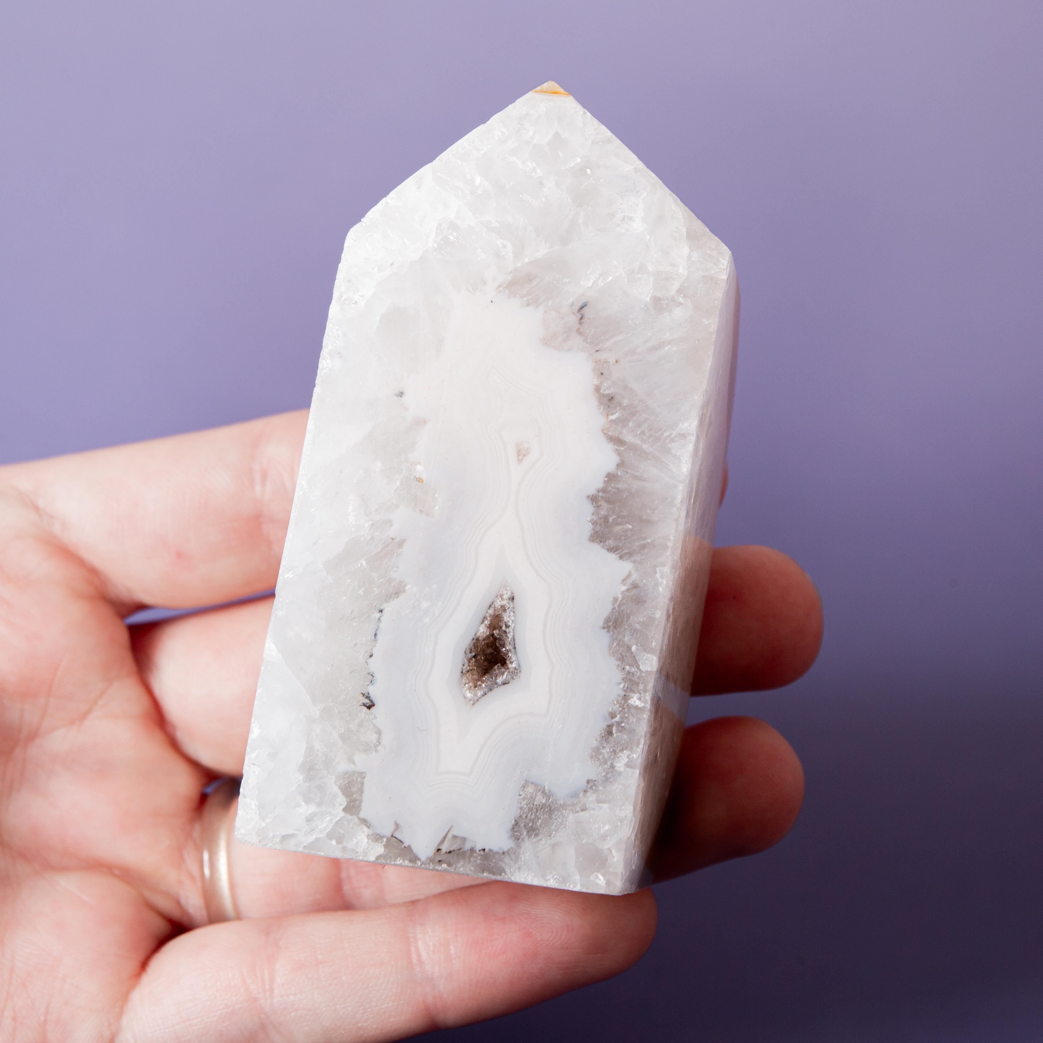 Agate Tower - 7.7cm/117g A14