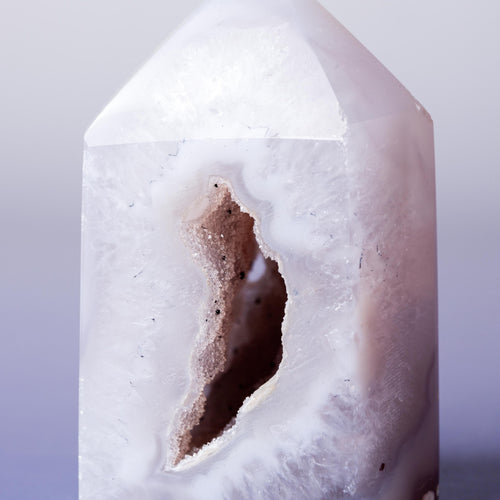 Agate Tower - 7.2cm/162g A16