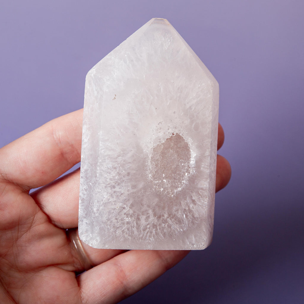 Agate Tower - 7.5cm/147g A22