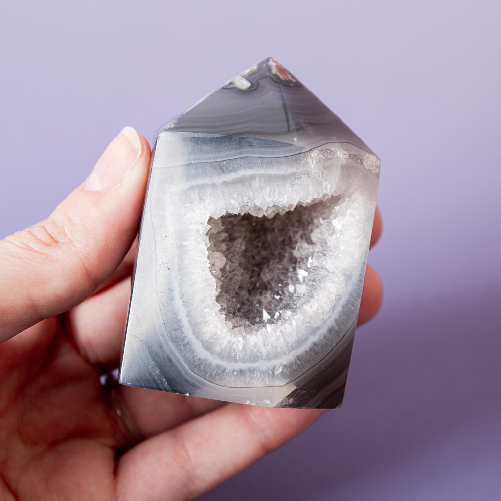 Agate Tower - 6.8cm/185g A02