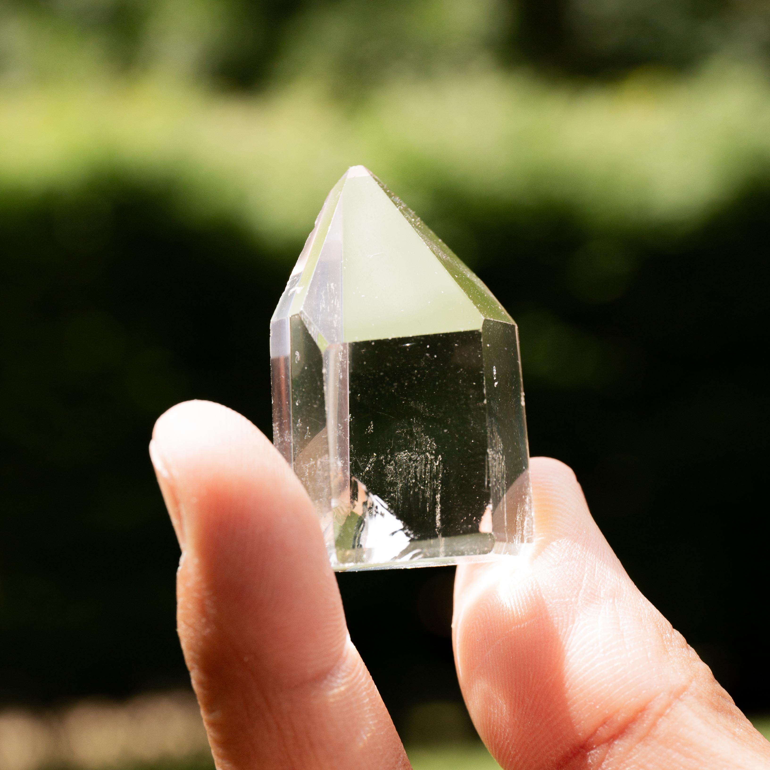 Clear Quartz Tower - 23g/4cm (A17)