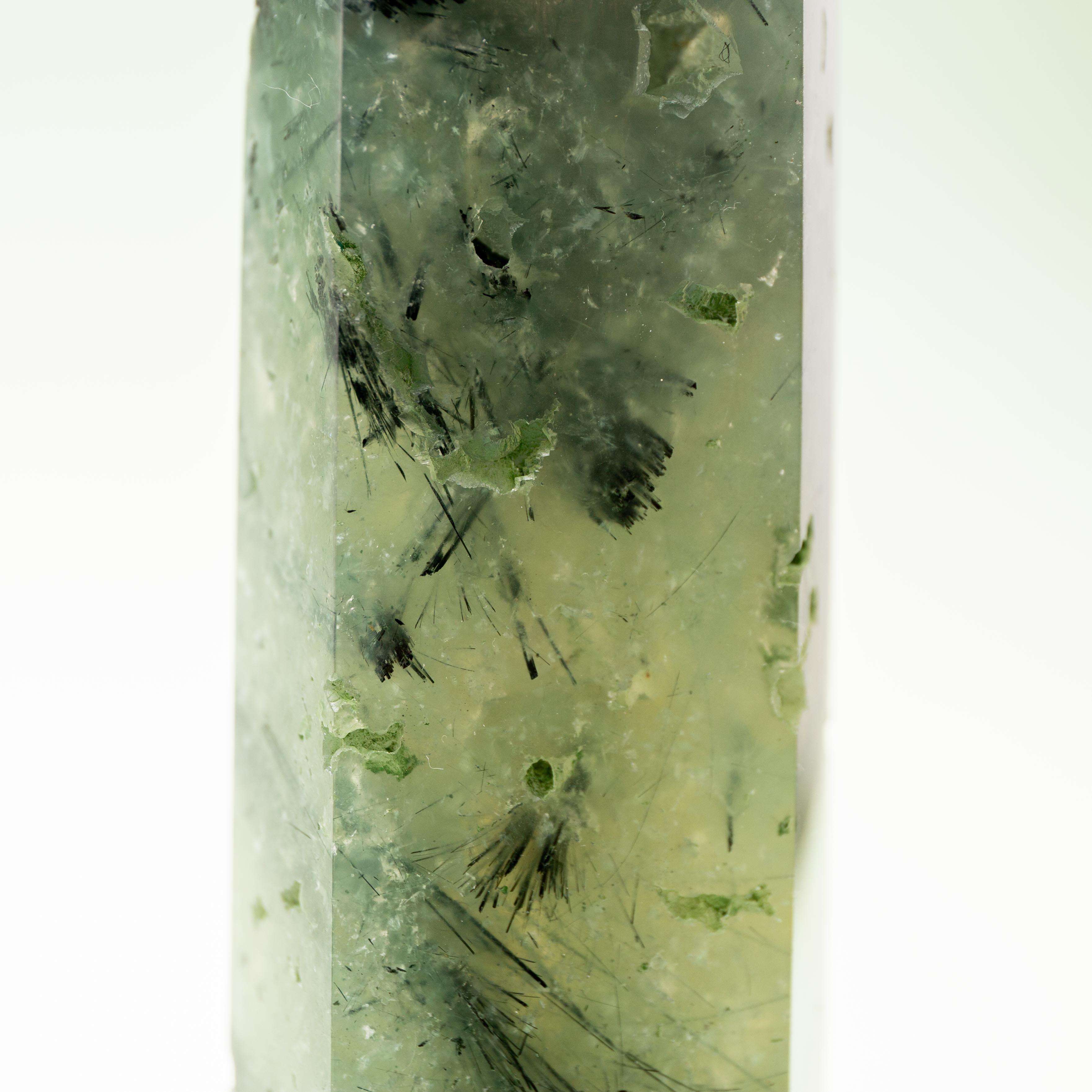 Prehnit Torony – 685g/20cm (B)