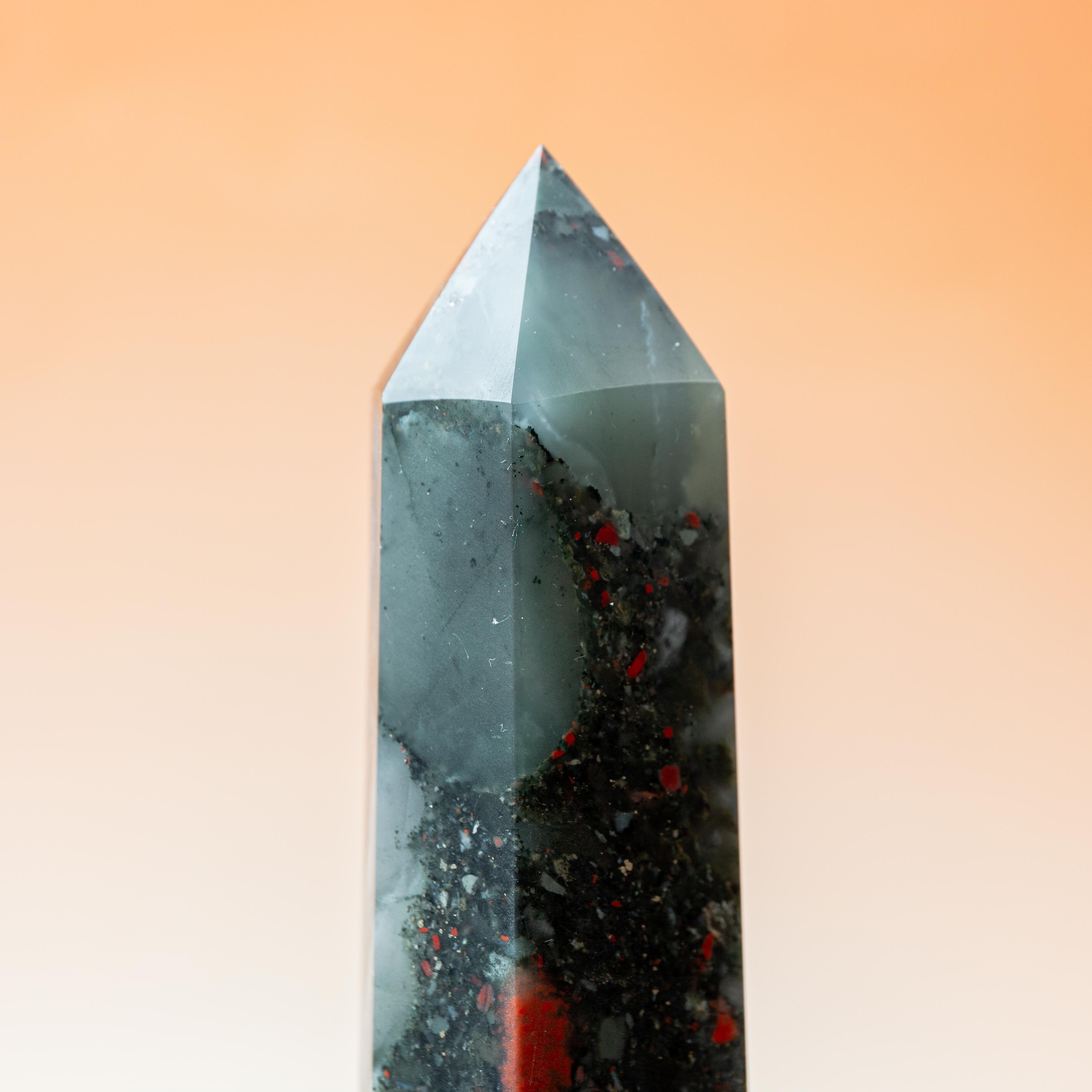 Dragon Blood Stone - 704g/24cm (B)