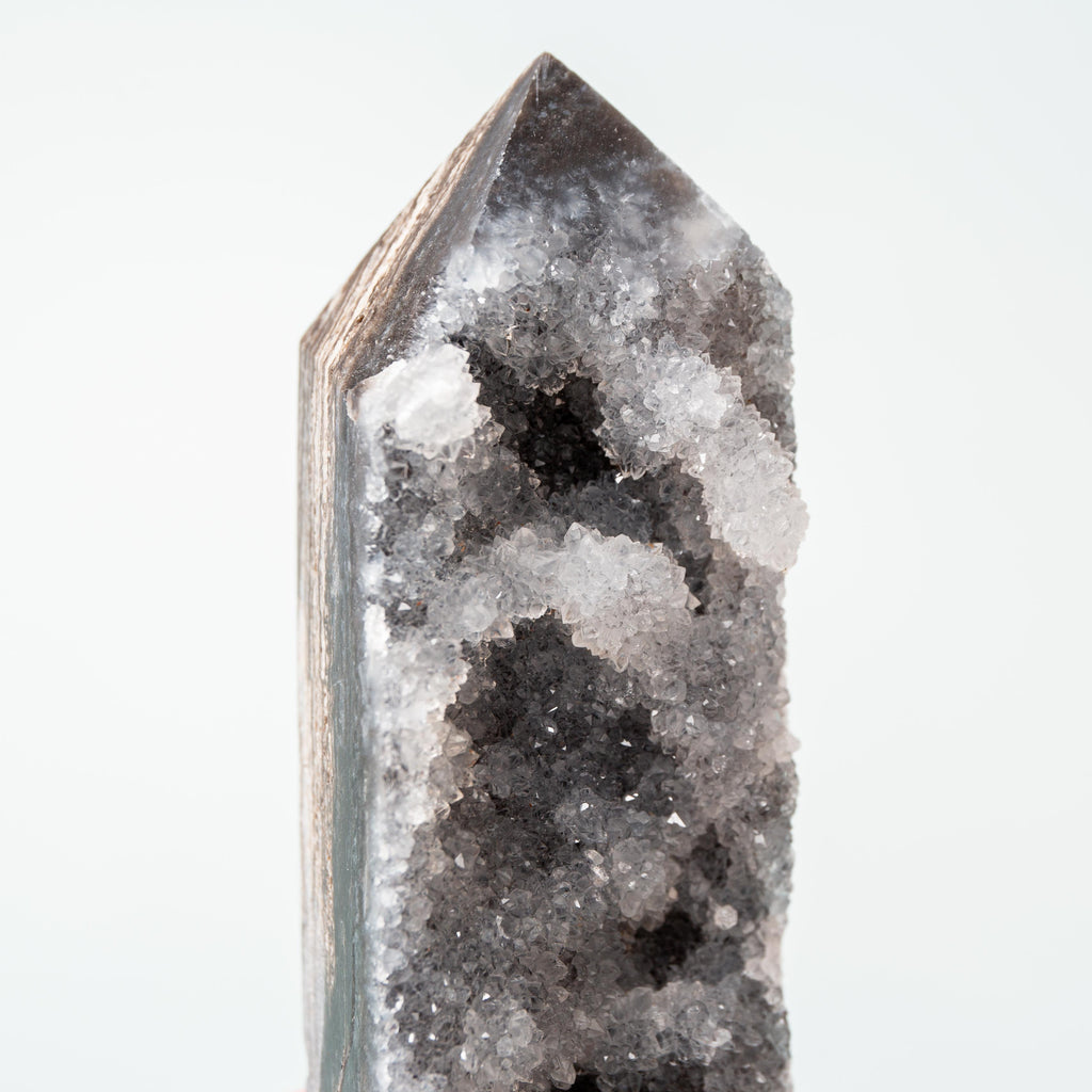Quartzite Tower - 8cm (D)