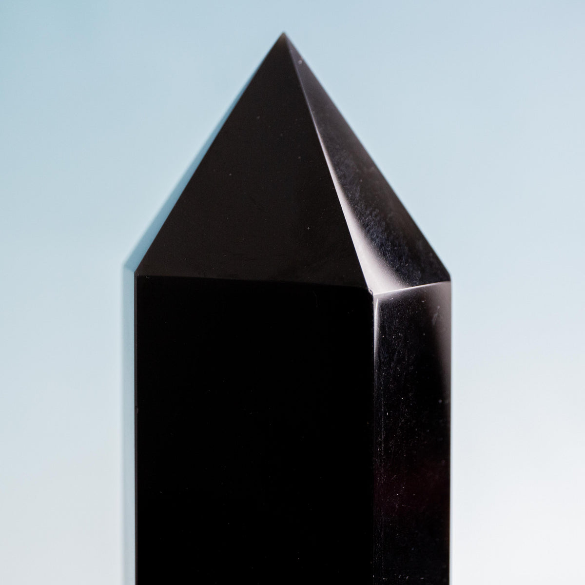 Obsidian Tower - 25 cm 855 gr