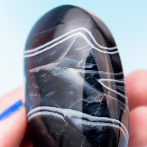 Black Agate Palm Stone - 6.5cm/88g (F)