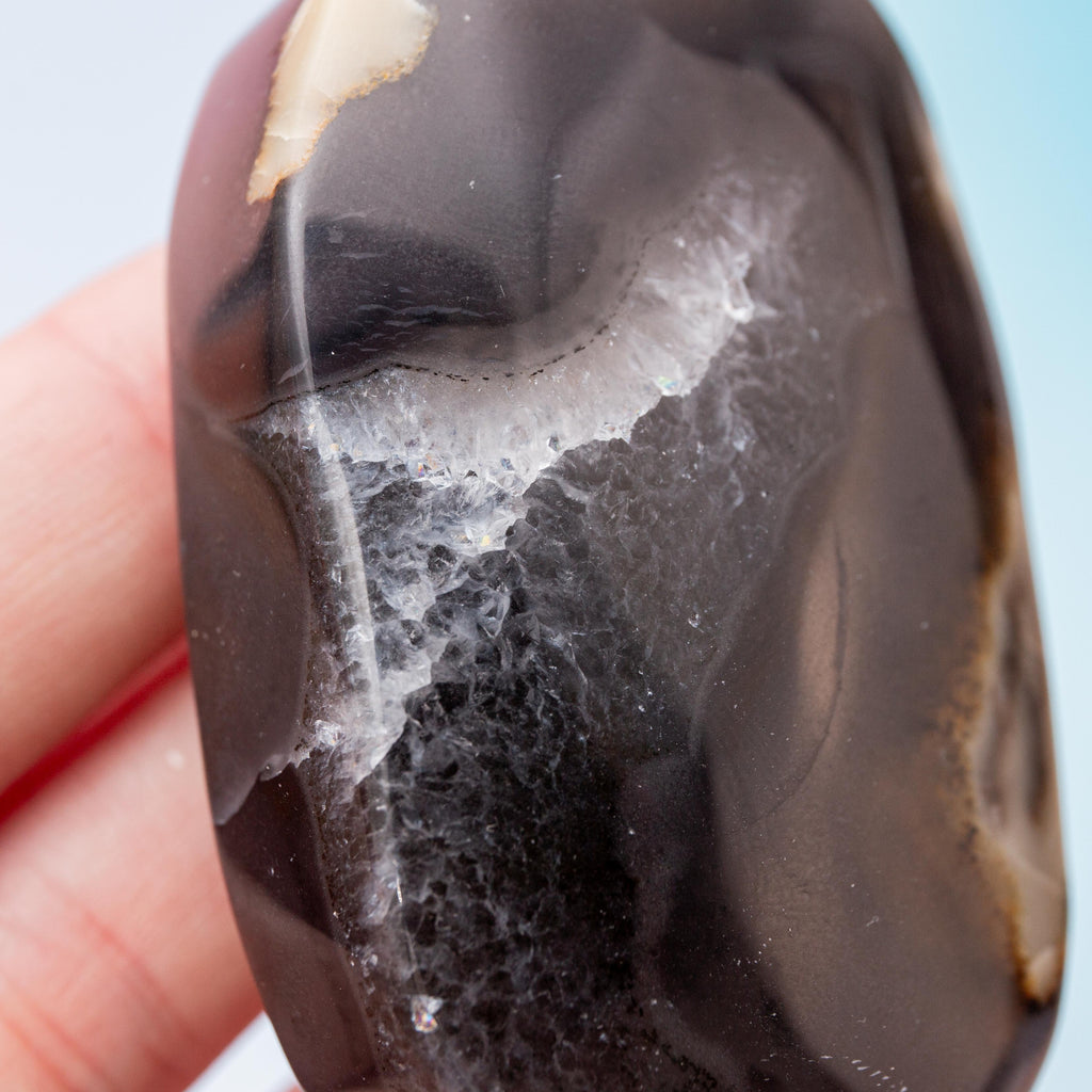 Volcanic Agate - 5.5cm/82