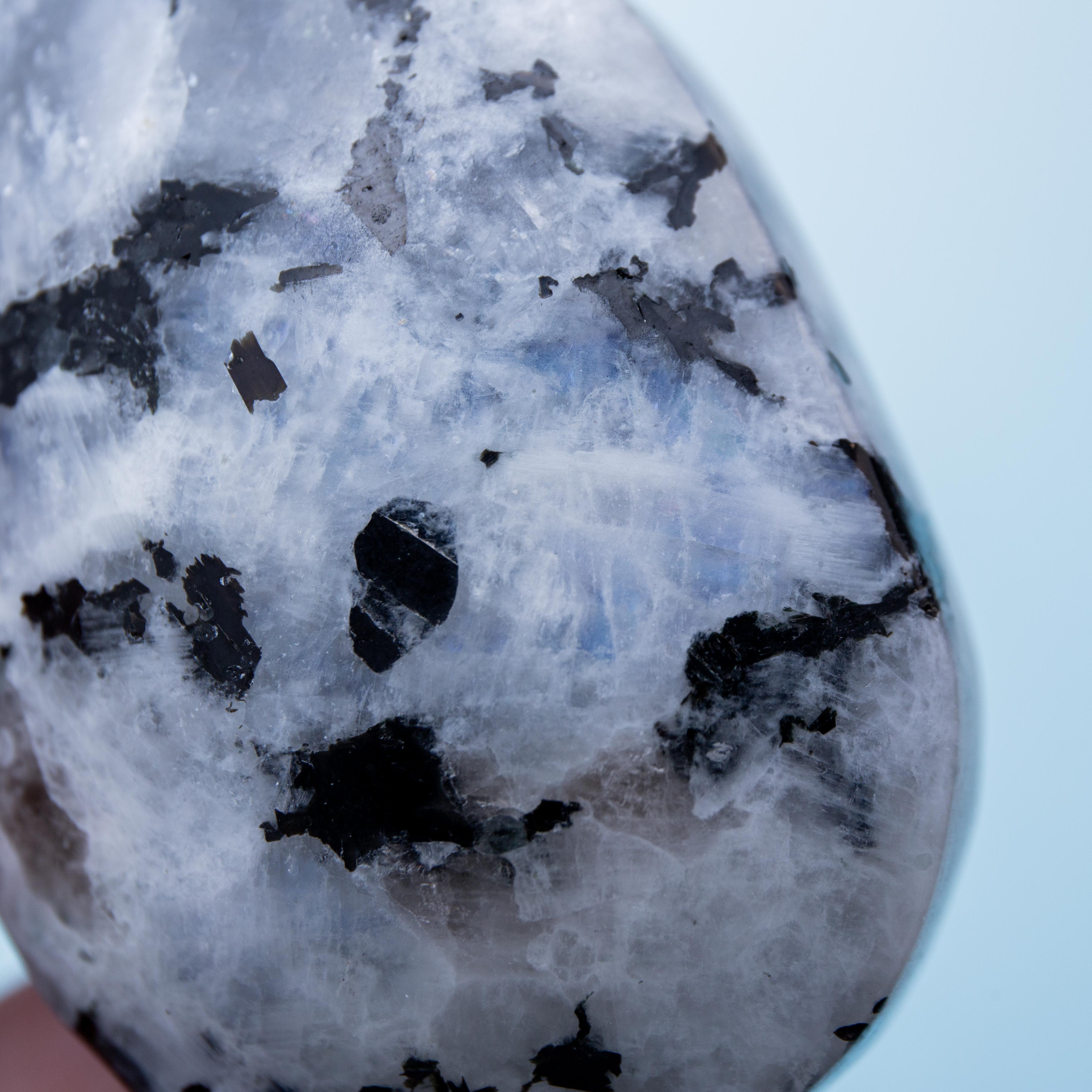 White Moonstone Palm Stone - 81g/5cm (B)