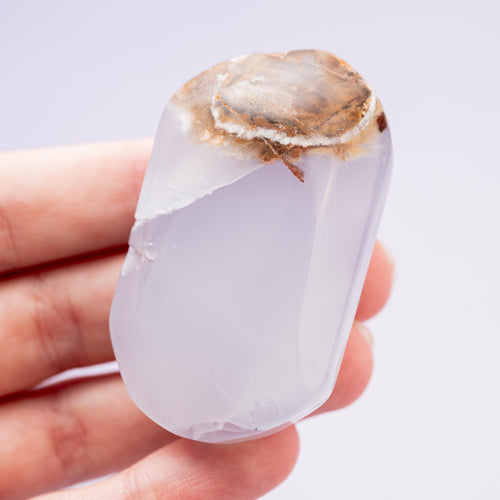 Blue Chalcedony Tumble Stone - 6 cm 51 gr (A)