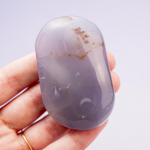 Blue Chalcedony Tumble Stone - 6 cm 75 gr (C)