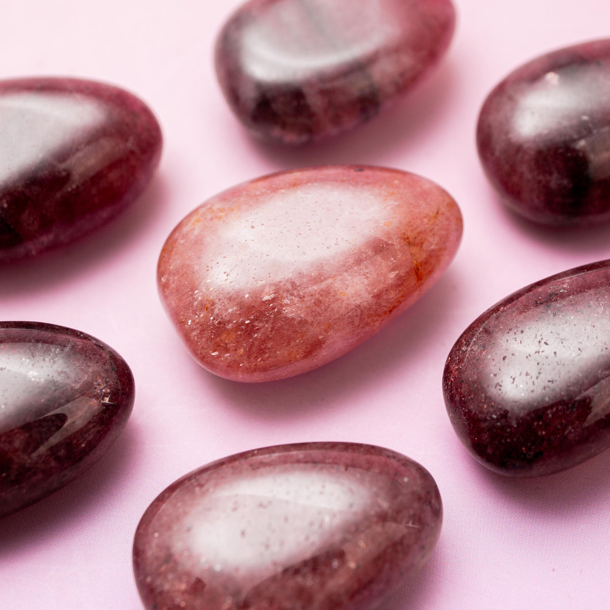 Strawberry Quartz Tumble Stone - 3 cm